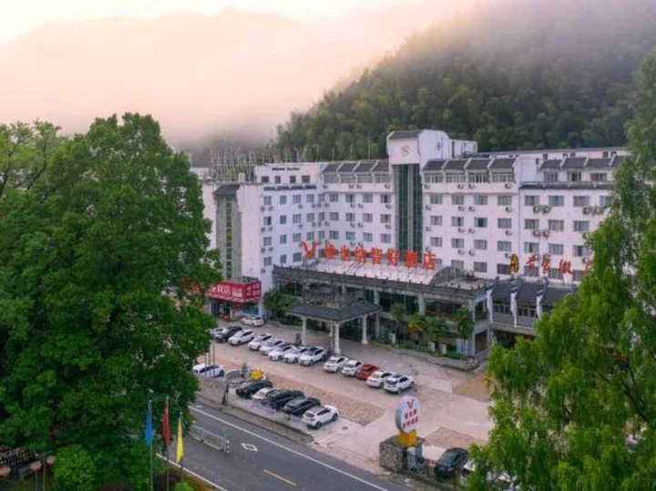 Хуаншань: Vienna Classic Hotel (South Gate of Mount Huang Scenic Area)