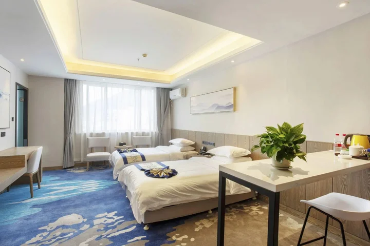 Хуаншань: Vienna Classic Hotel (South Gate of Mount Huang Scenic Area)