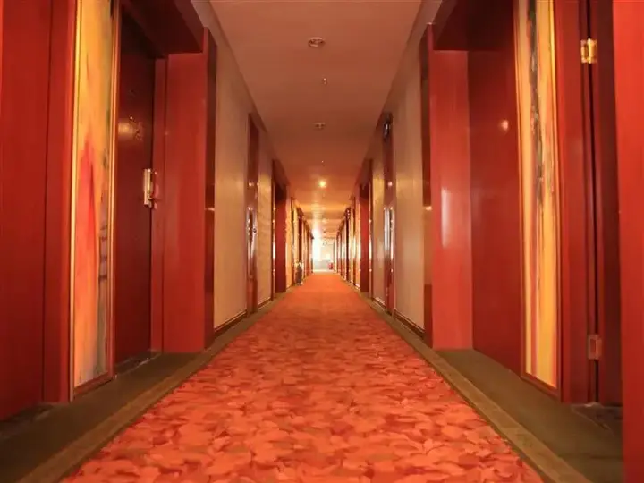 Ланьчжоу: GreenTree Inn Lanzhou Yantan Road Express Hotel