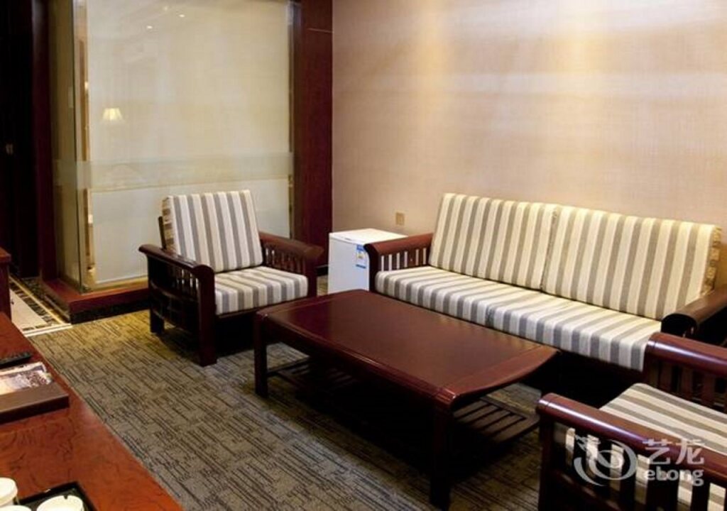 Ланьчжоу: GreenTree Inn Lanzhou Yantan Road Express Hotel