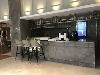Шанхай: Yitel Premium
