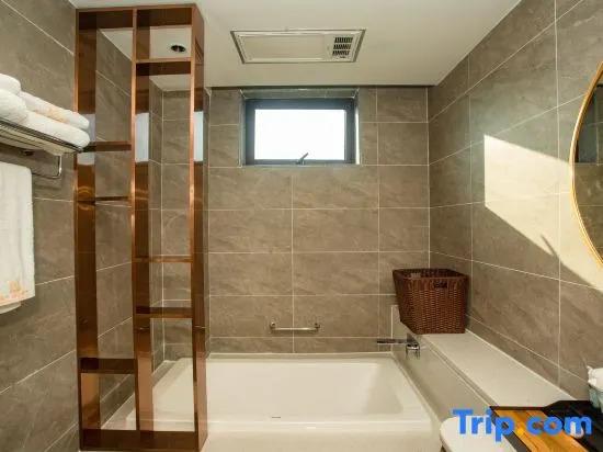 Чжанцзяцзе: Zhangjiajie Golf Club Homestay