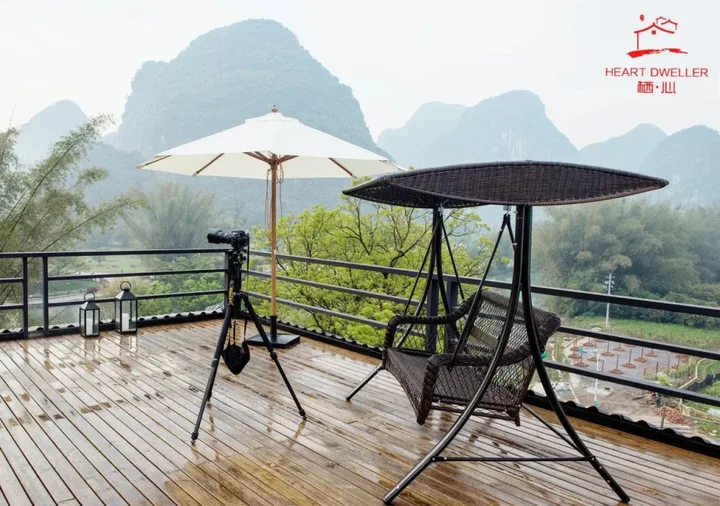 Яншо: Yangshuo Qixin Inn