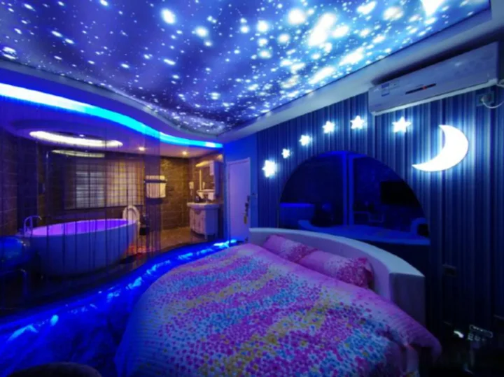 Паниин: I Do Theme Hotel