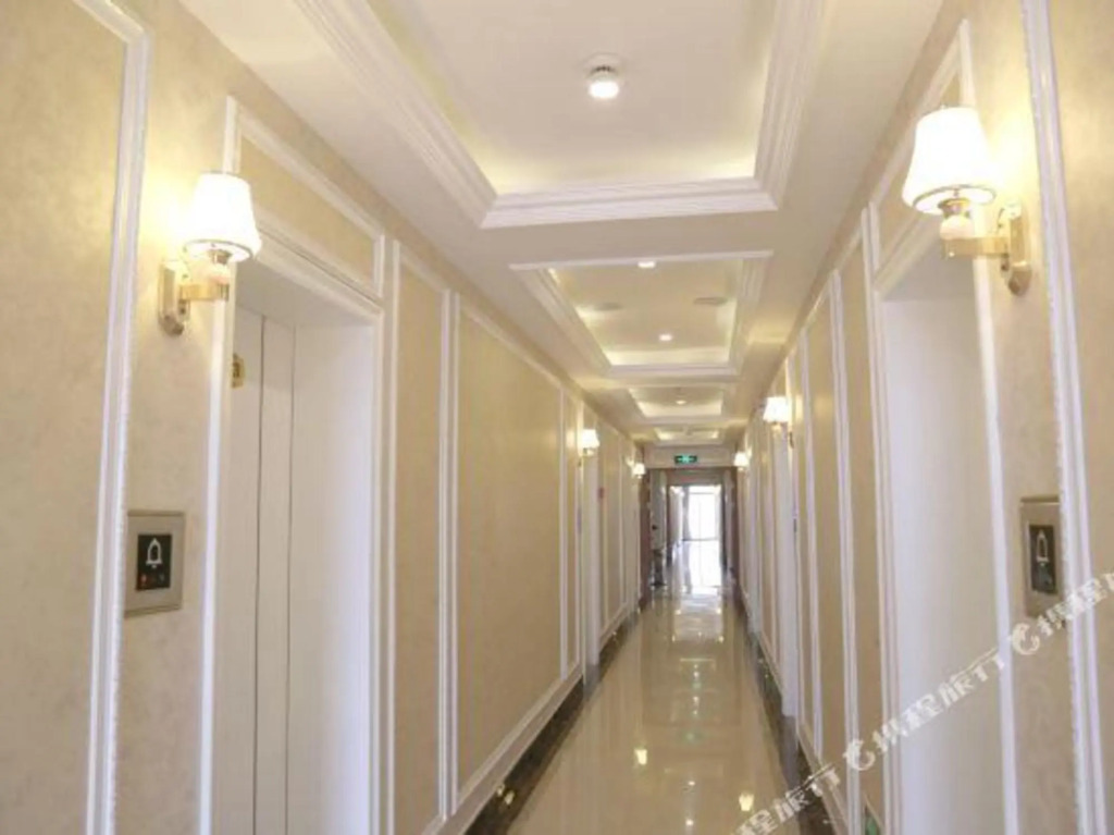 Шаоксинг: Zuiyi City Garden Hotel (Shaoxing East Station Wanhe City)