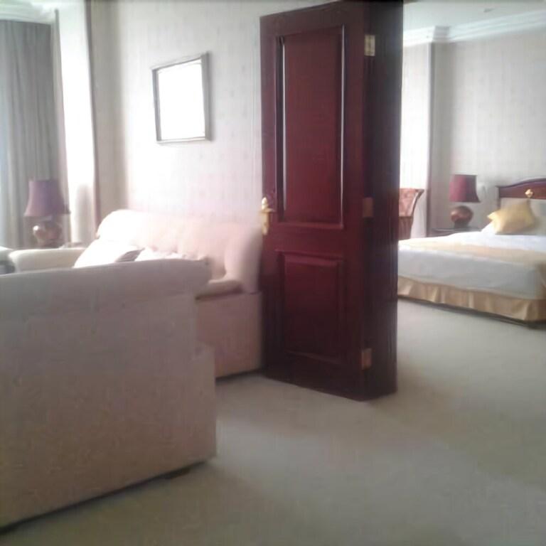 Цанчжоу: Seaview Garden Hotel