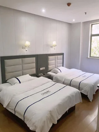 Ухань: Tianyue Express Hotel (Wuhan Railway Station Happy Valley Branch)
