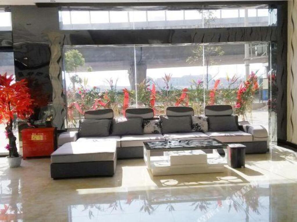 Ухань: Tianyue Express Hotel (Wuhan Railway Station Happy Valley Branch)