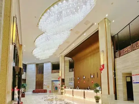 Эньши: Jin Yuan International Hotel