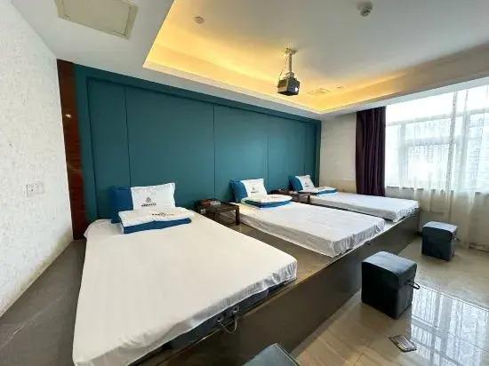 Эньши: Jin Yuan International Hotel