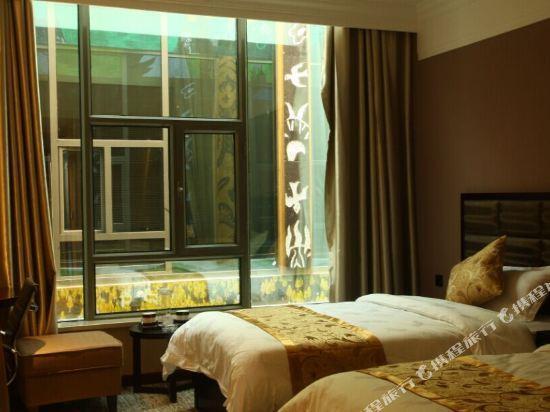 Алтай: Runde Hotel