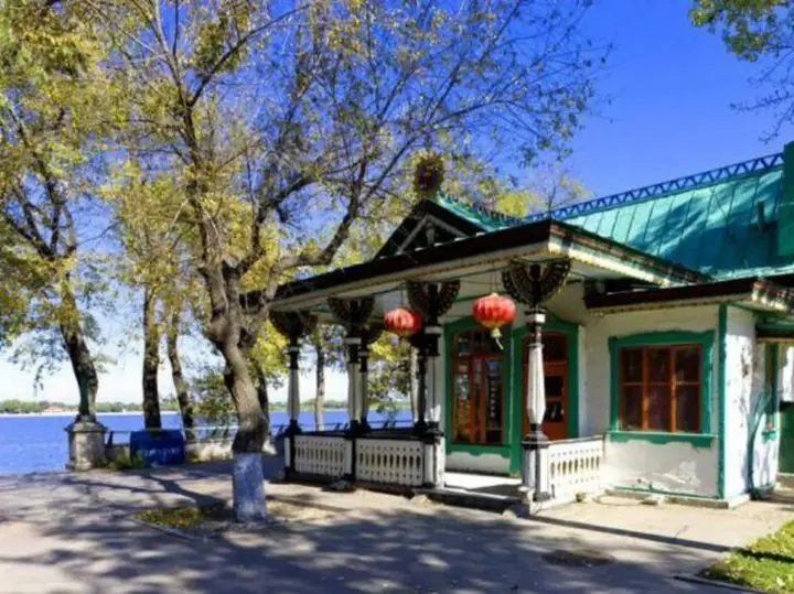 Хэйхэ: Caizheng Hotel