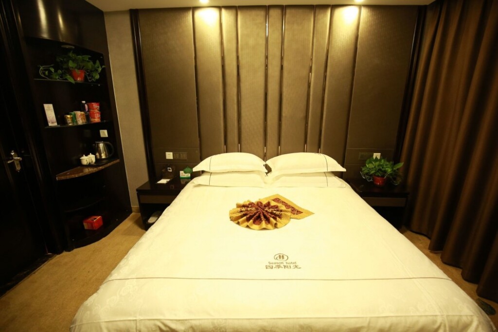 Цзюцюань: Dunhuang Season Boutique Hotel