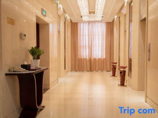 Ухань: Jiuzhou Tongqu Hotel
