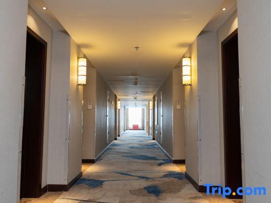 Ухань: Jiuzhou Tongqu Hotel