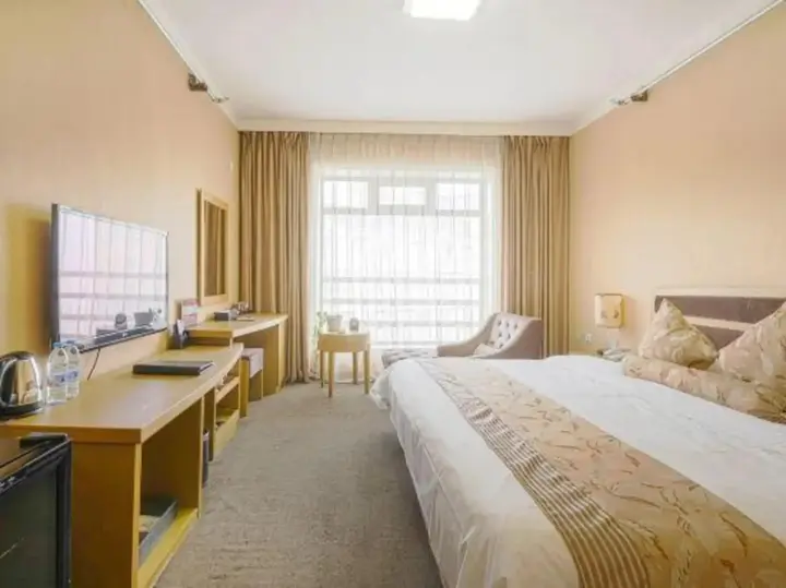 Харбин: Ping'an Business Hotel