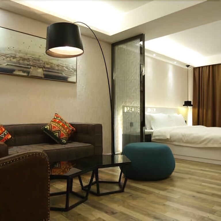 Шаньтоу: Dreamer & Joker Hotel