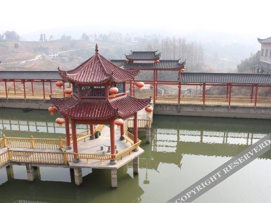 Эньши: Xinnong Court Hotel