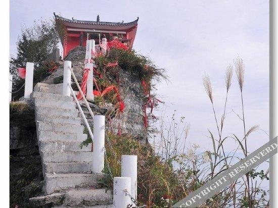 Эньши: Xinnong Court Hotel