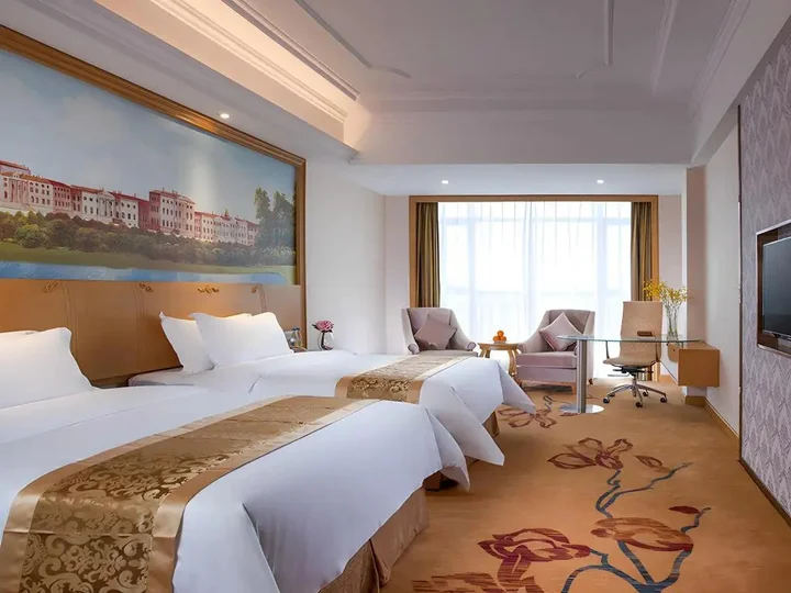 Чжуншань: Vienna International Hotel Zhongshan Torch Center