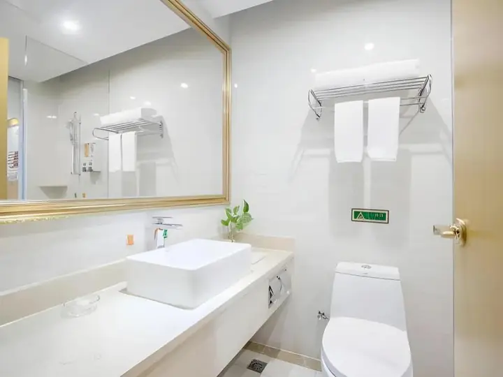 Чжуншань: Vienna International Hotel Zhongshan Torch Center