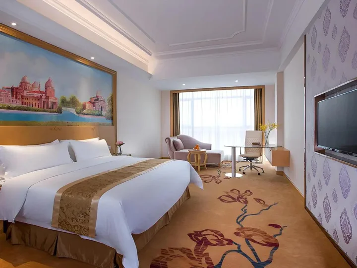 Чжуншань: Vienna International Hotel Zhongshan Torch Center