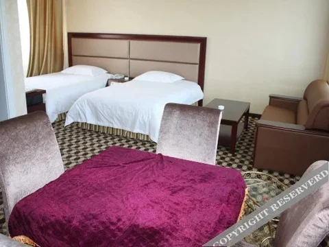 Синин: Shengyin Hotel (Xining Chengnan Exhibition Center)