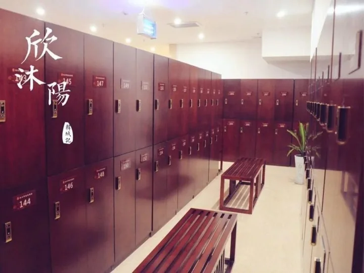 Вэйнань: Shengtang Yishe Hot Spring Resort Hotel