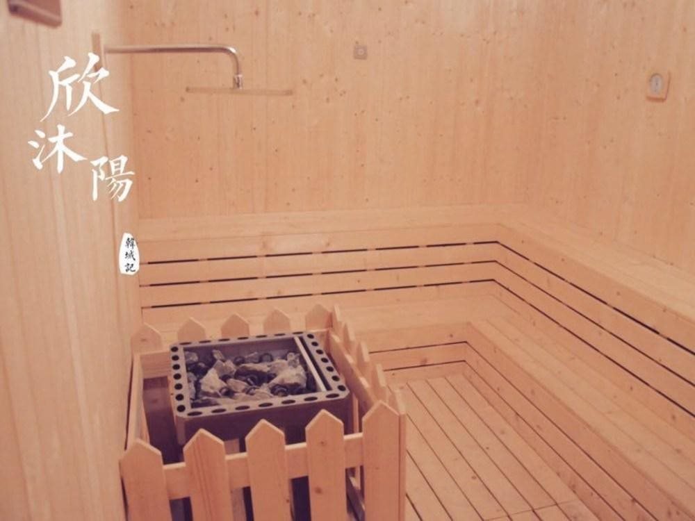Вэйнань: Shengtang Yishe Hot Spring Resort Hotel
