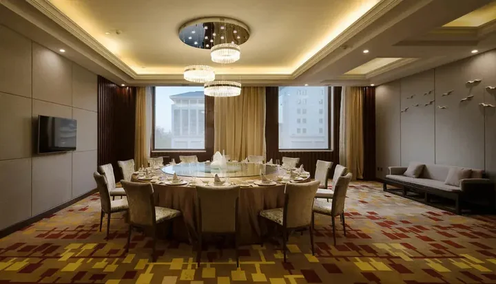 Байшань: Lan Hotel and Spa Changbaishan