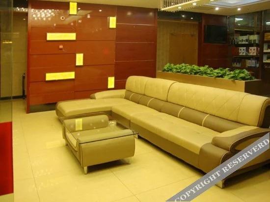 Наньнин: Yuanda City Hotel