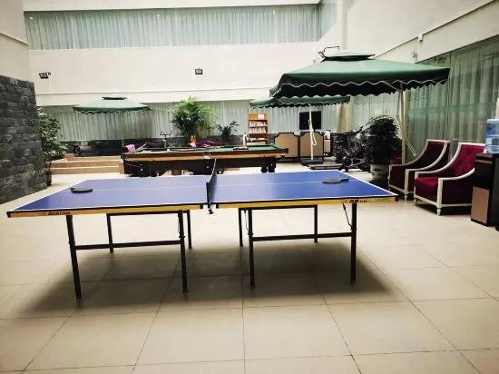 Хэчжоу: Vienna International Hotel (Hezhou High-speed Railway Station)