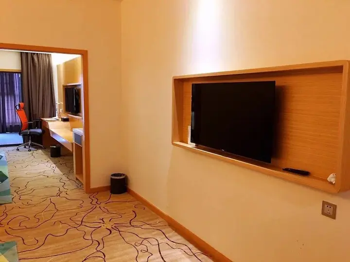 Ухань: New Beacon Airport International Hotel