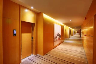 Ухань: New Beacon Airport International Hotel
