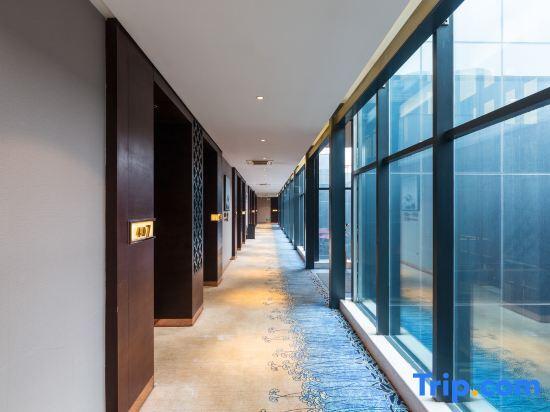 Наньян: Jinyu Holiday Hotel