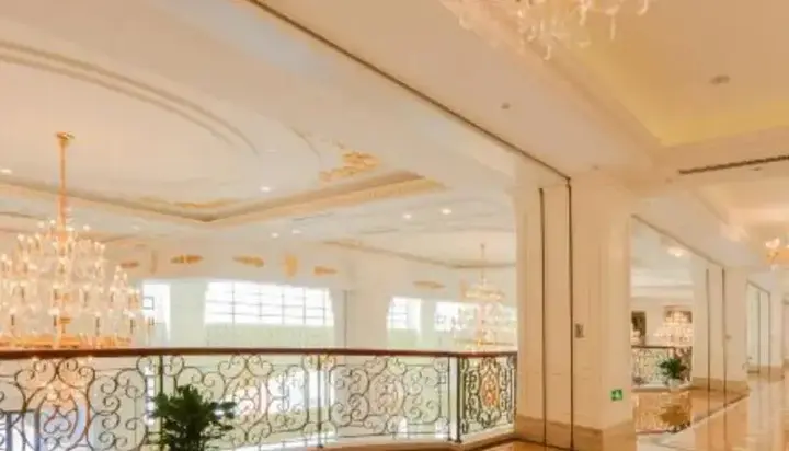 Наньтун: Binhai Jinshi International Hotel