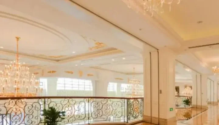 Наньтун: Binhai Jinshi International Hotel