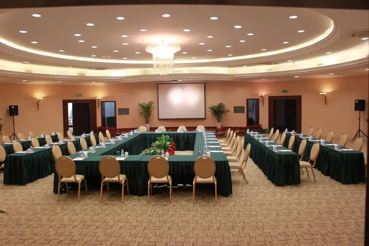 Хуаншань: Huangshan Four Seasons Junsheng Hotel