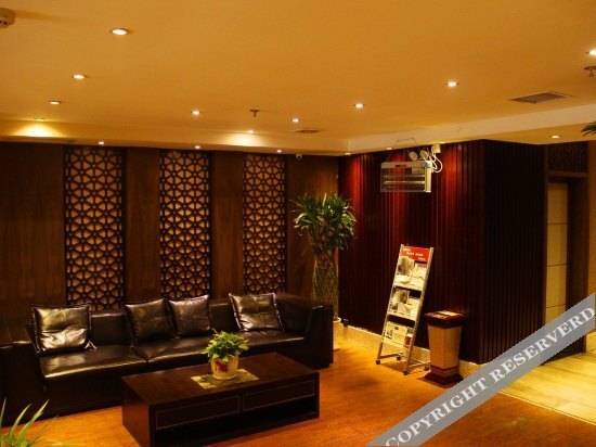 Ухань: Yueju Hotel (Wuhan Xudong Friendship Avenue, Pin MAO Shop)
