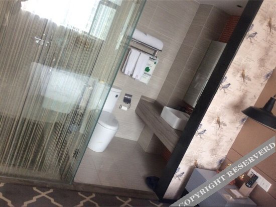 Ухань: Yueju Hotel (Wuhan Xudong Friendship Avenue, Pin MAO Shop)