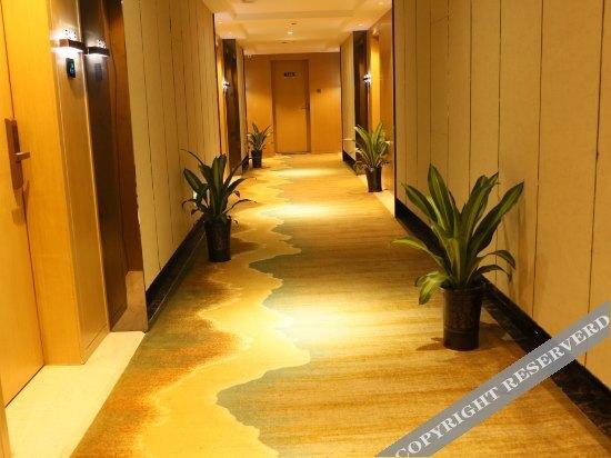 Ухань: Yueju Hotel (Wuhan Xudong Friendship Avenue, Pin MAO Shop)