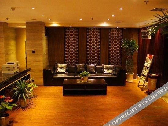 Ухань: Yueju Hotel (Wuhan Xudong Friendship Avenue, Pin MAO Shop)