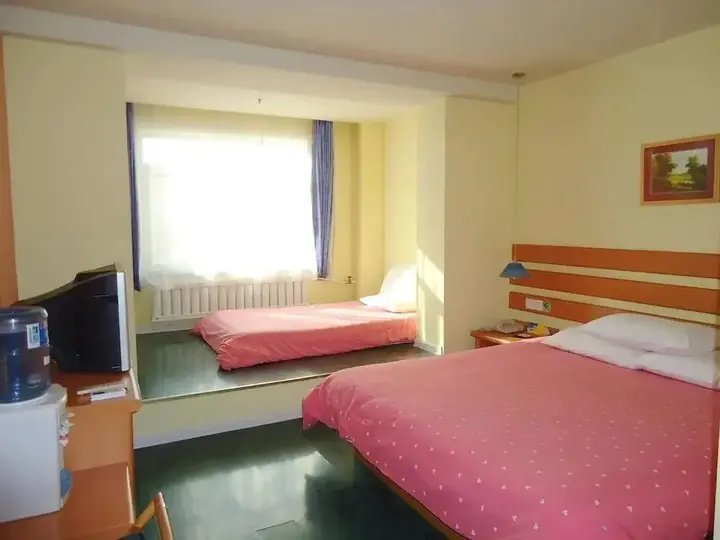 Хух-Хото: Home Inn Huhhot Statium