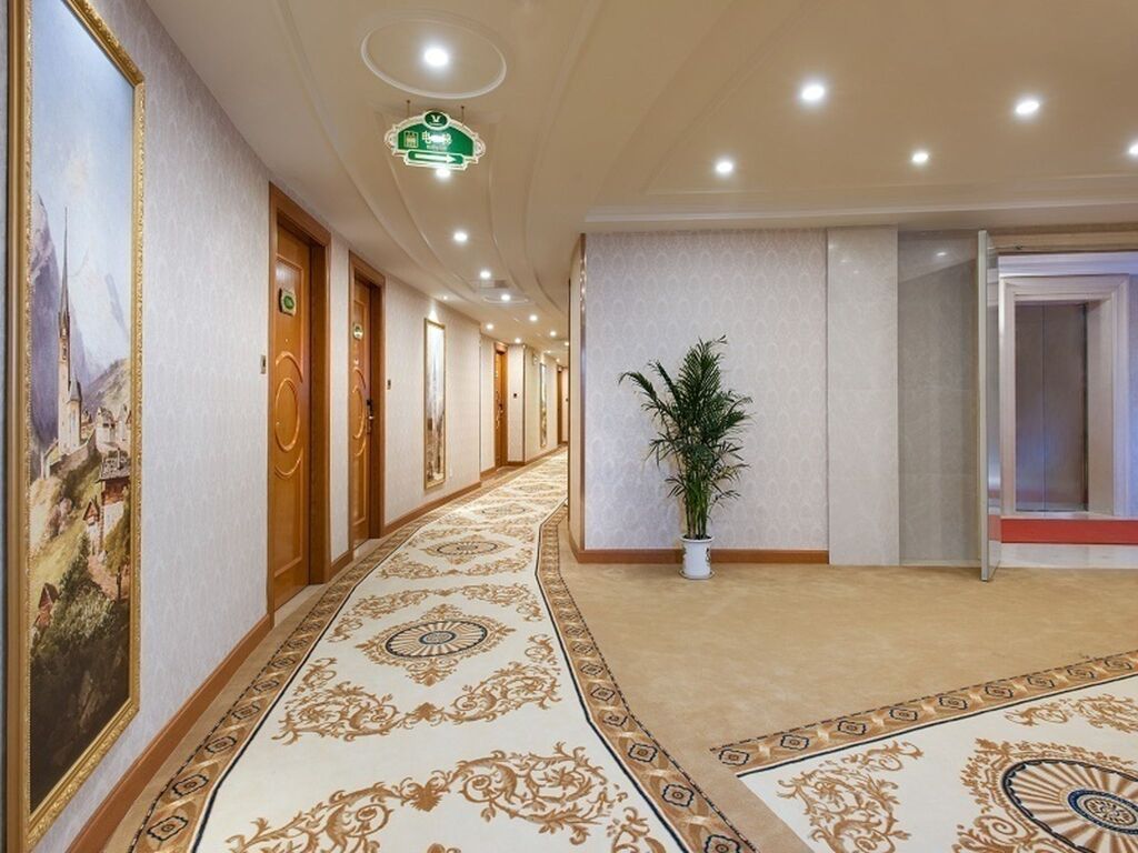 Цзеян: Vienna Hotel Jieyang Danpu Road Branch