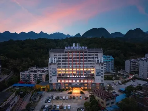 Лючжоу: Xincheng International Hotel