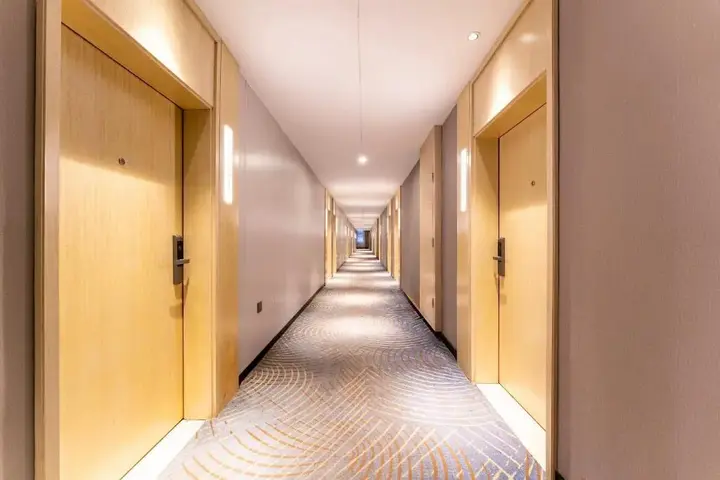 Ляньюньган: GreenTree Eastern Lianyungang Jiaruibao Plaza Hotel
