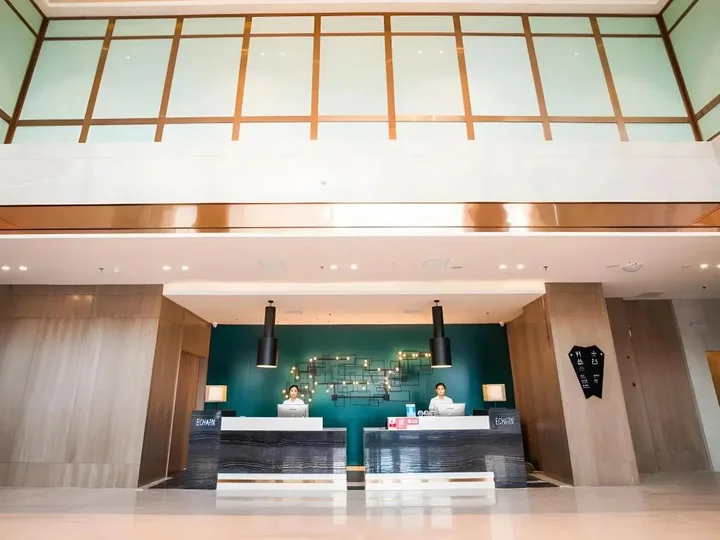 Ляньюньган: GreenTree Eastern Lianyungang Jiaruibao Plaza Hotel