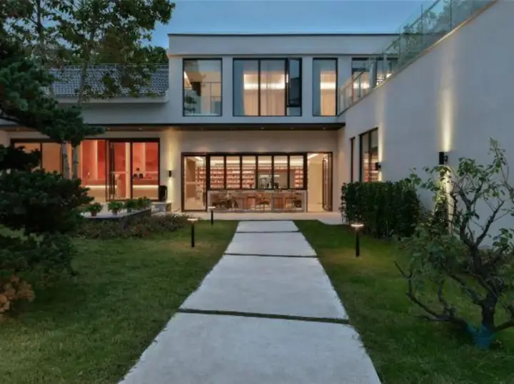Нанкин: Nanjing Bojin huajianjing·Pipa Mountain Residence