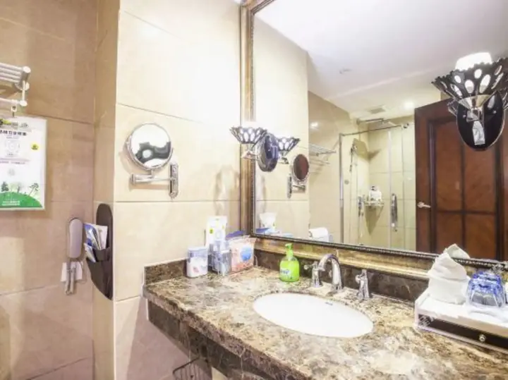 Синьсян: Hualong Lidu Boutique Hotel (Hui County Gongcheng Avenue)