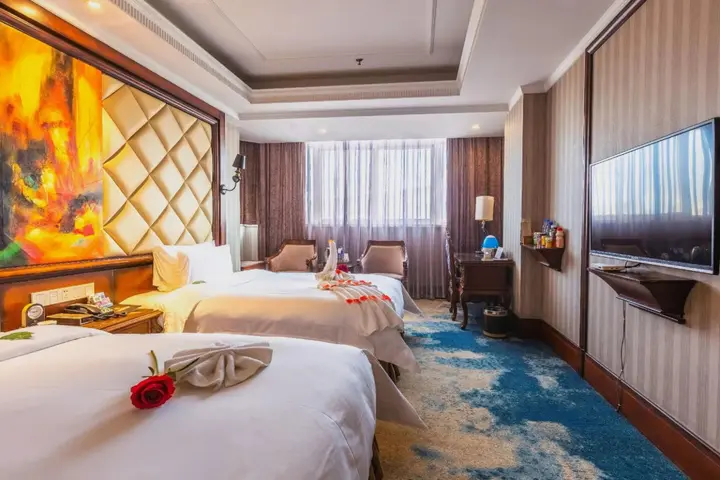 Синьсян: Hualong Lidu Boutique Hotel (Hui County Gongcheng Avenue)